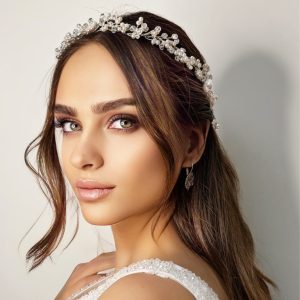 İnci ve Kristal İşlemeli Gelin Saç Aksesuarı Frezya Çiçeği