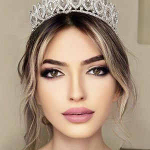 Layered Model Gelin Tacı